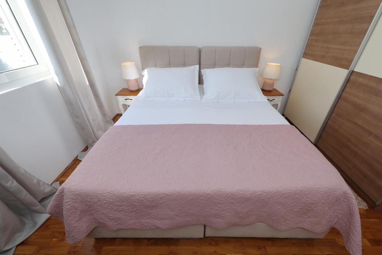 Sea Relaxing Apartment Bibinje Bagian luar foto