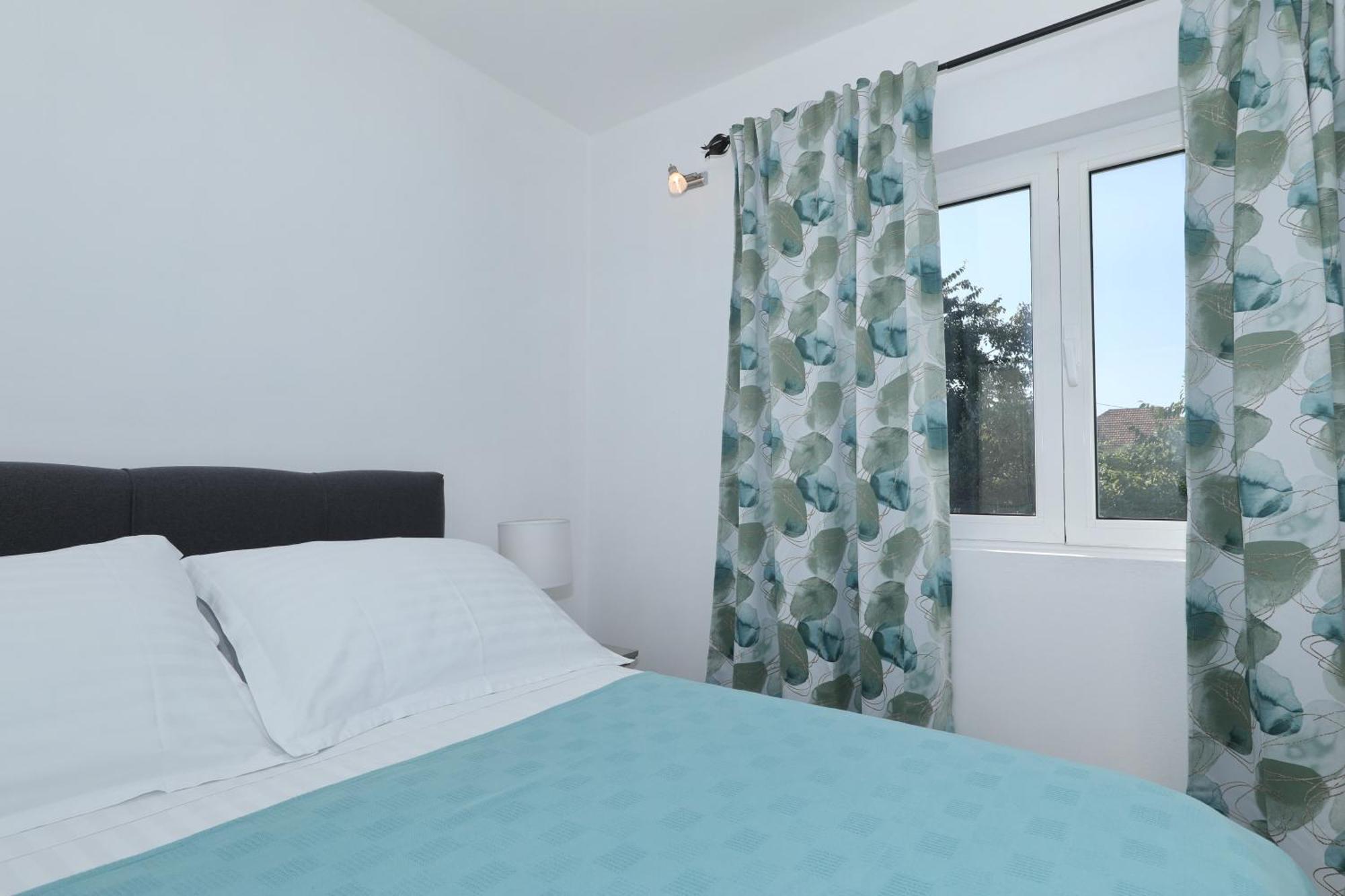 Sea Relaxing Apartment Bibinje Bagian luar foto
