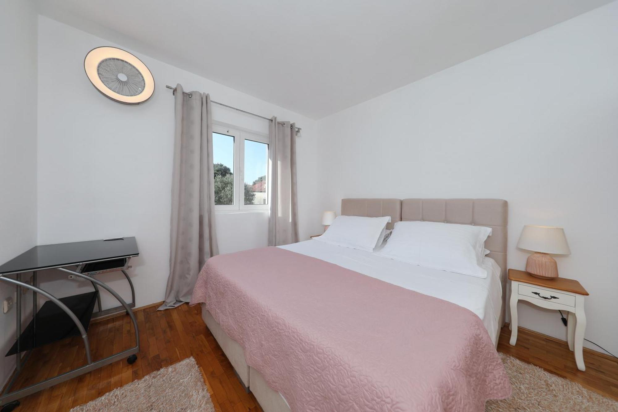 Sea Relaxing Apartment Bibinje Bagian luar foto