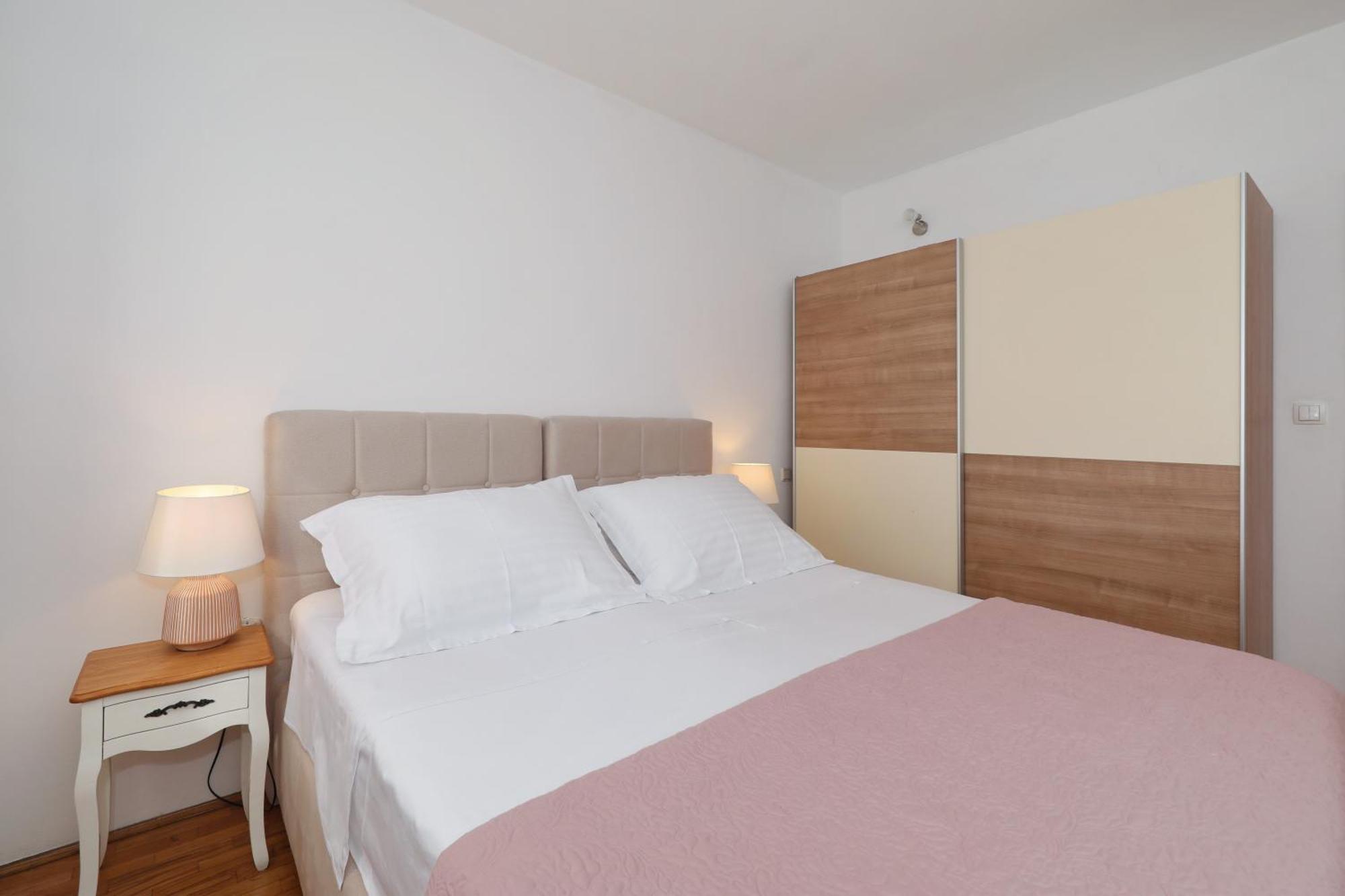 Sea Relaxing Apartment Bibinje Bagian luar foto